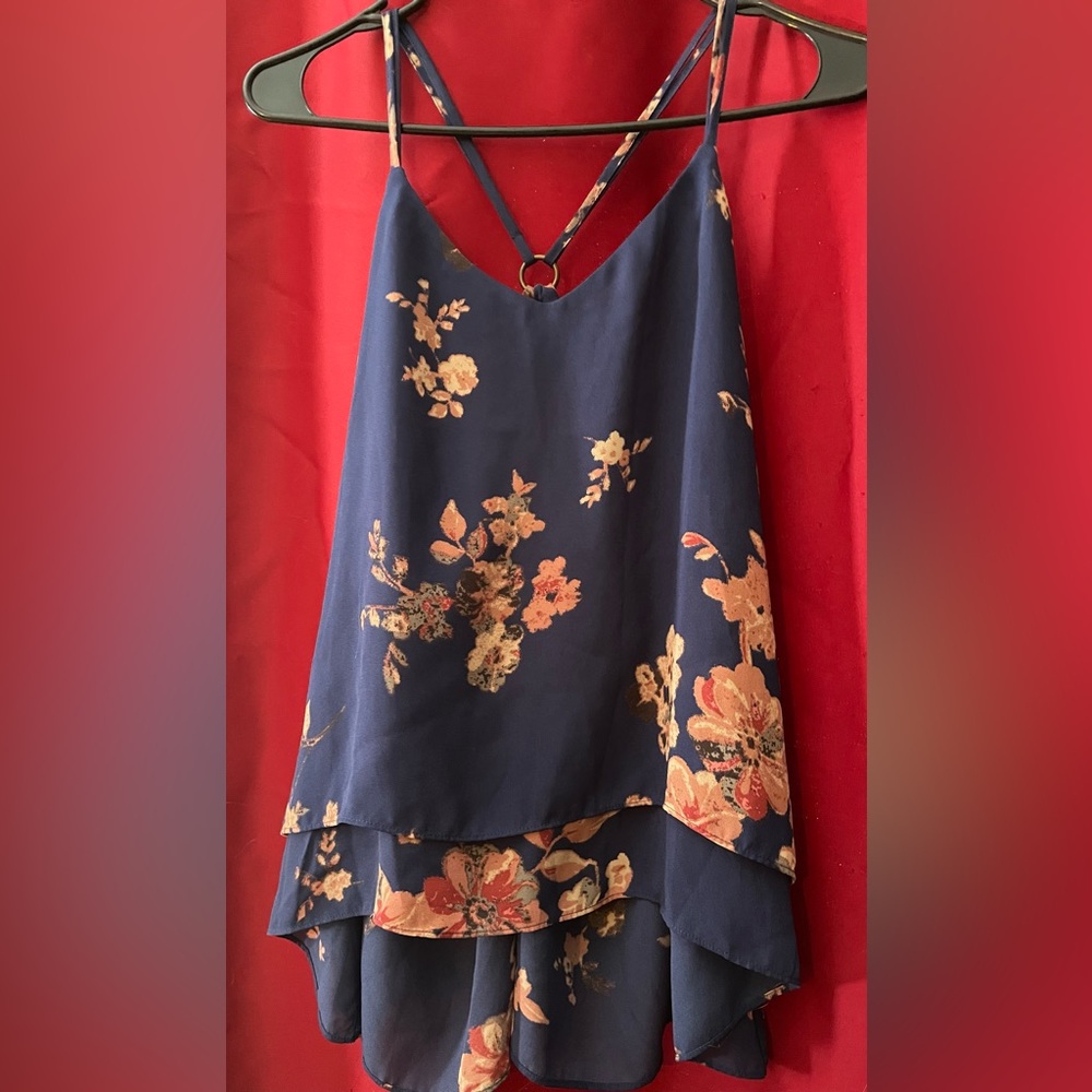 Maurice’s blue/purple floral tank top